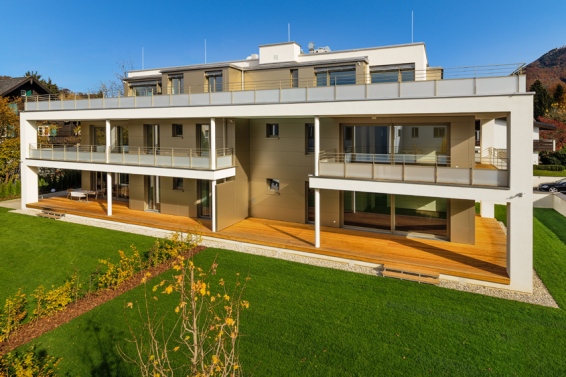 Apartment with Garden