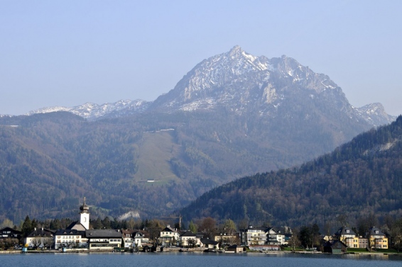 Strobl