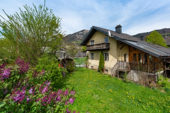 Grundstück (mit Altbestand) Stadtglück