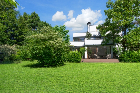 Moderne Villa am Grünland