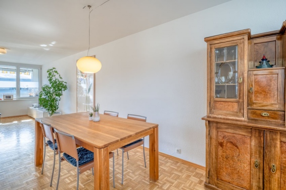 Top-floor maisonette – Riverside Romance