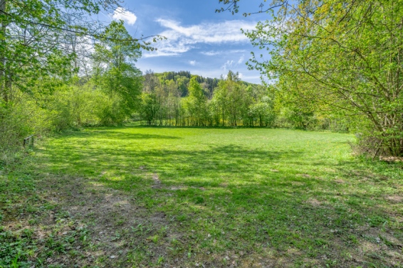 Seegrundstück mit Ferienhaus