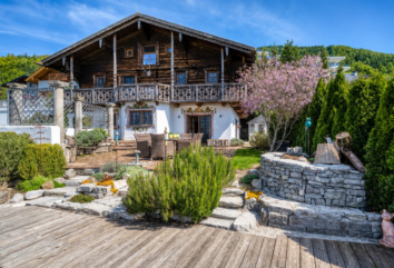 Farmhouse – Mondsee Idyll