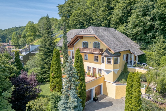 Landhausvilla Bergleuchten