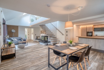 Top-floor apartment – Stairway to the Stars