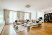 City apartment – Belle Epoque