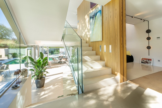 Villa with Pool – An Azure Dream