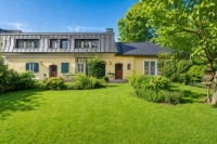 Townhouse – Joie de Vivre