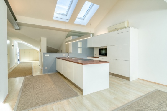 Apartment with terrace – Mountain Finch